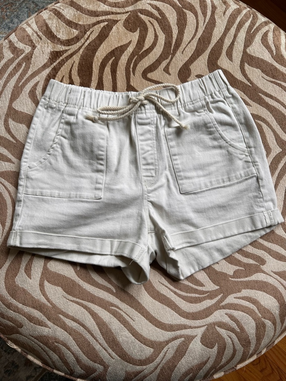 No Boundaries Cream High-Rise Drawstring Cotton Shorts